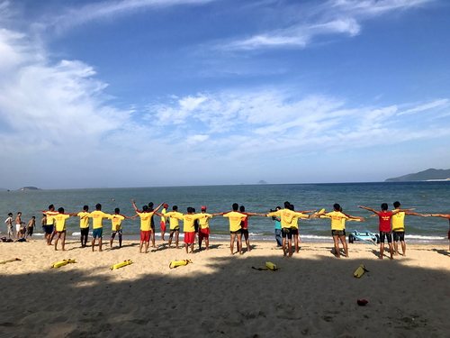 Nâng cao nghiệp vụ cứu hộ và an toàn biển cho du khách tại Nha Trang